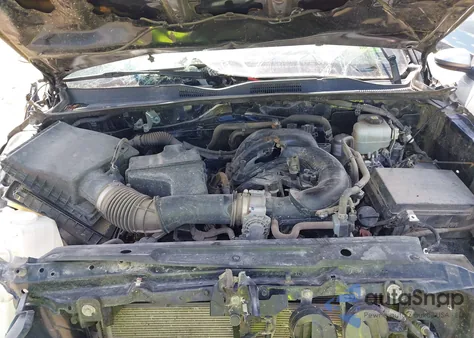 2021 Toyota Tacoma Trd Off-Road z USA, uszkodzony, nr VIN 3TMCZ5AN7MM392715